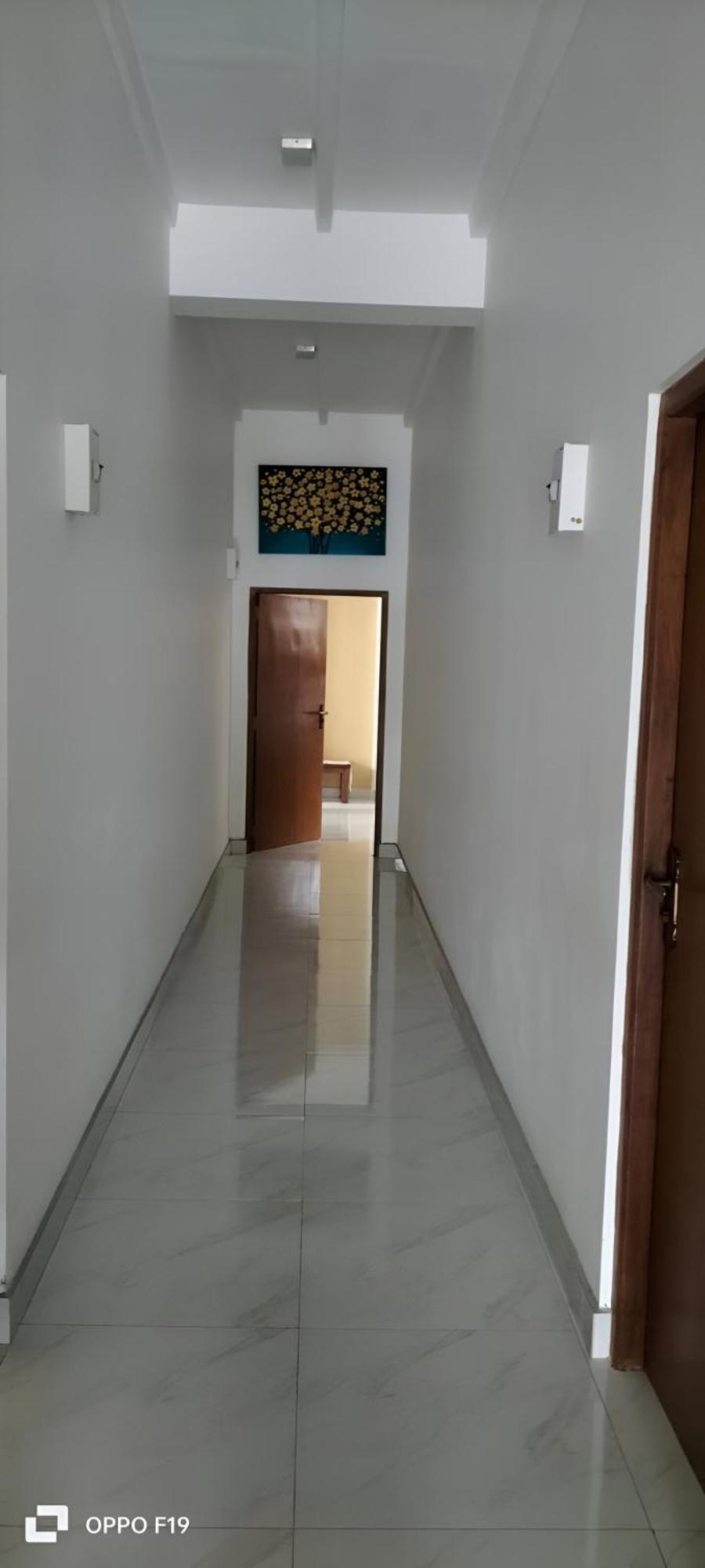 Ceylon Lodge - Airport Transit Hostel Negombo Eksteriør billede